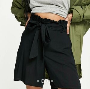 Vero Moda Black Shorts (small size)
